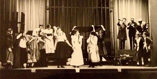 A Scene from “Motl Peysi on Ellis Island” Directed by Sabell Bender, 1968